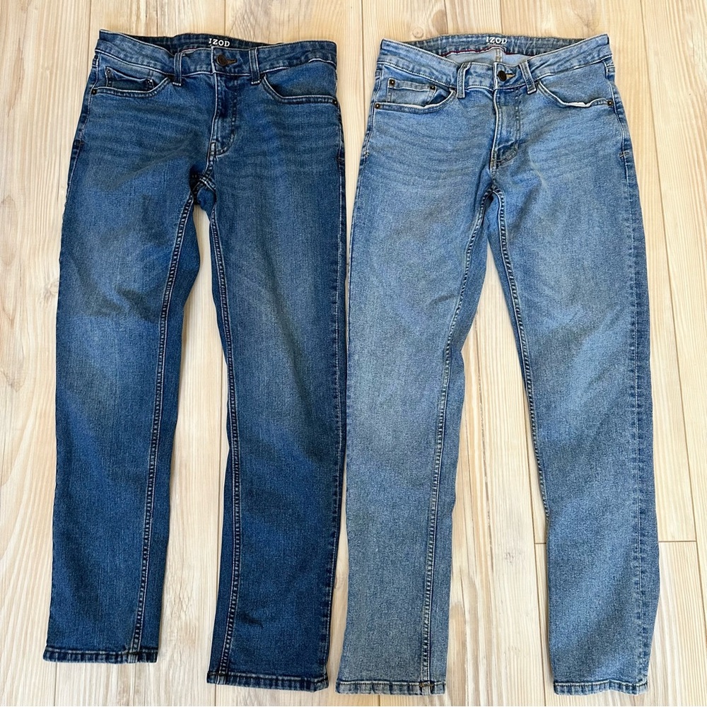TWO Men’s IZOD Straight Fit Jeans size 30x32